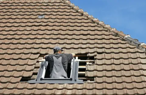 Pose de velux - La Verpillière